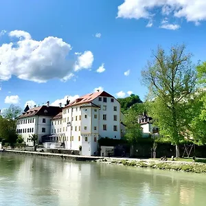 Schloß Ort **** Passau