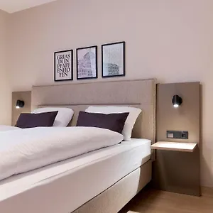 Muellerbraeu Hotell
