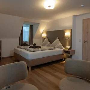 Zum Zecher Hotell